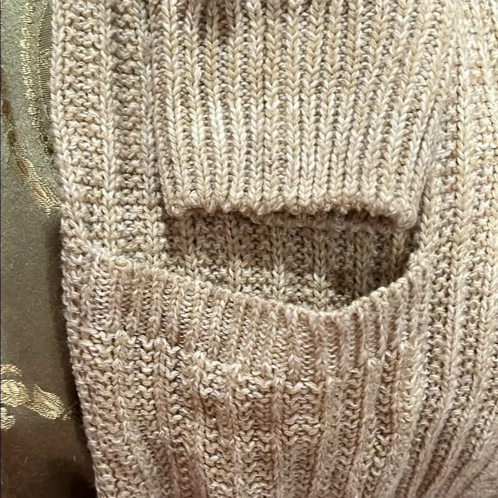 Cozy Cream Sweater - Picture 5 of 6